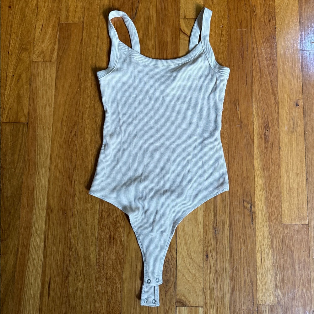 Cream/tan Abercrombie ribbed bodysuit